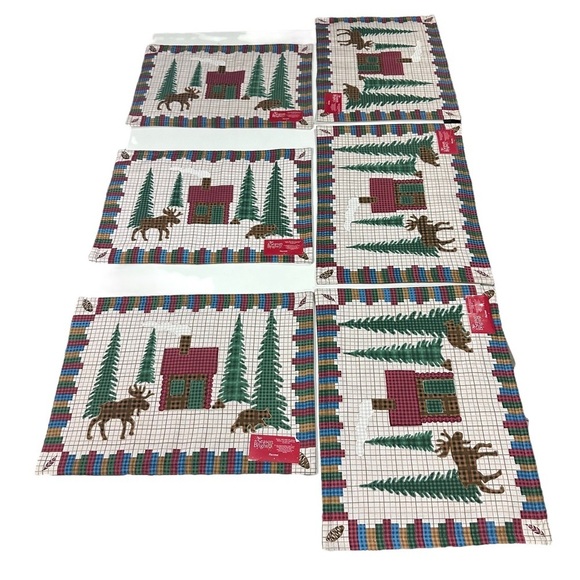 Make The Season Bright Set Of 6 Red & Green Placemats 18x14 Christmas Winter NWT - Picture 2 of 11